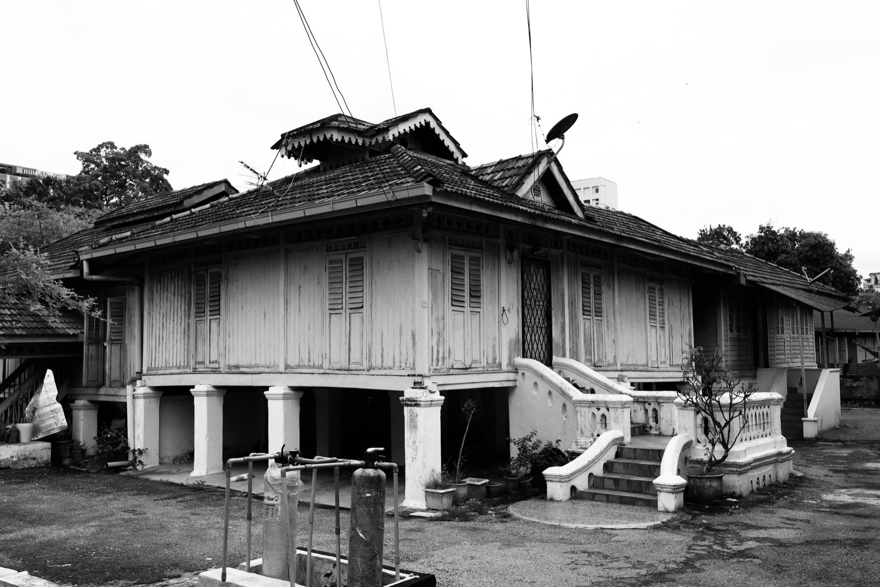 KL 02